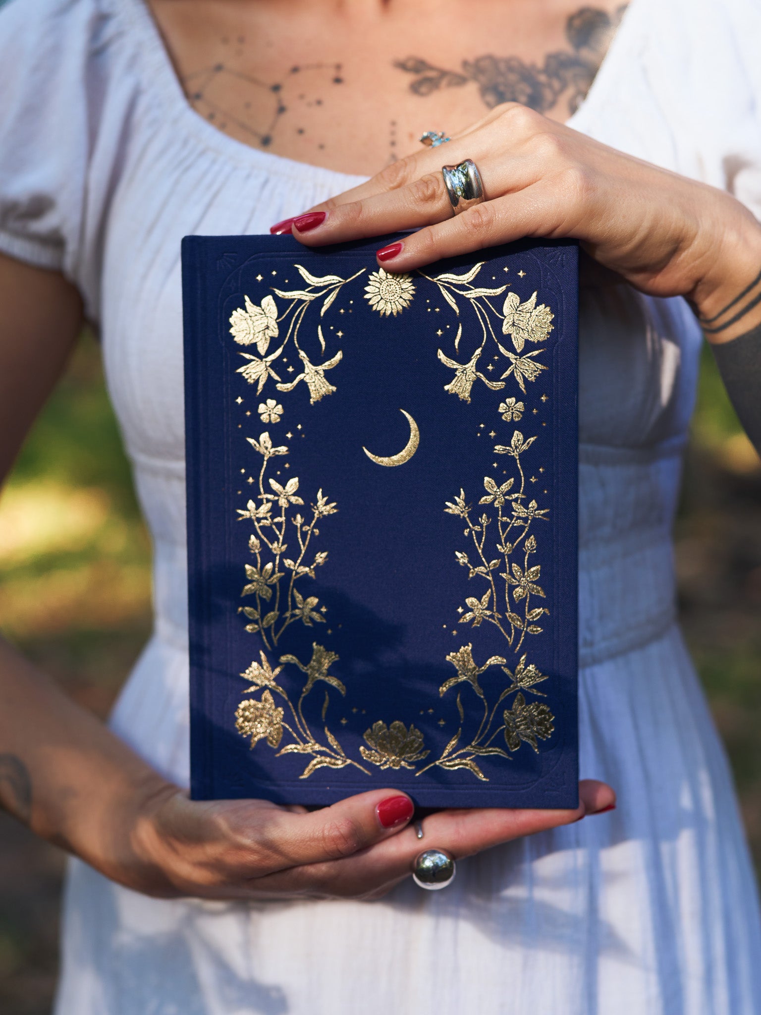Moon Journal - 2026 Planner- Dark blue edition